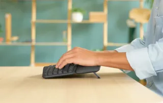 KEYBOARDS AND DESKTOPS - ERGO K860 FOR BUSINESS - GRAPHITE