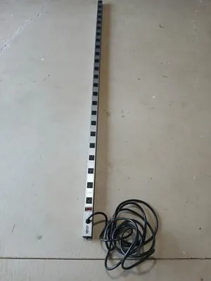 24 OUTLET POWER STRIP VERTICAL  15FT CORD METAL 120V 15A 5-15P 72IN