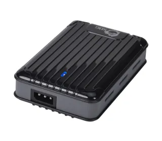 65W ULTRA COMPACT UNVRSL LAPTOP POWER ADAPTER W/USB CHARGING PORT